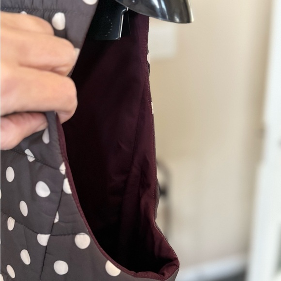 LOFT Brown and Burgundy Polka Dot Puffer Vest – Size Large - Picture 4 of 8